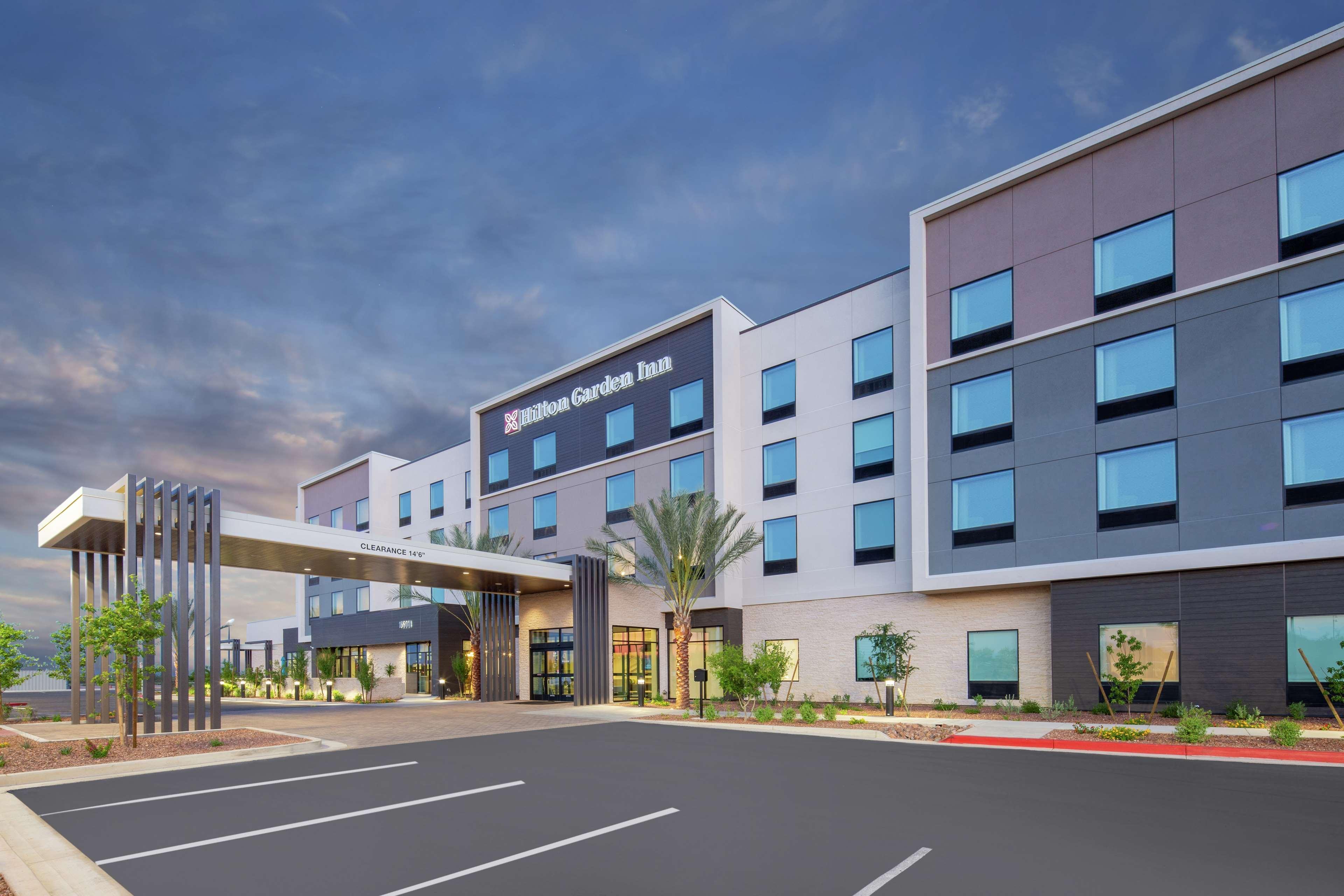 Hilton Garden Inn Surprise Phoenix Екстериор снимка